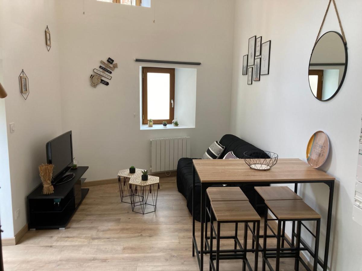 Appartement Au Coeur D'Espalion La Cabane Du Lot Eksteriør billede